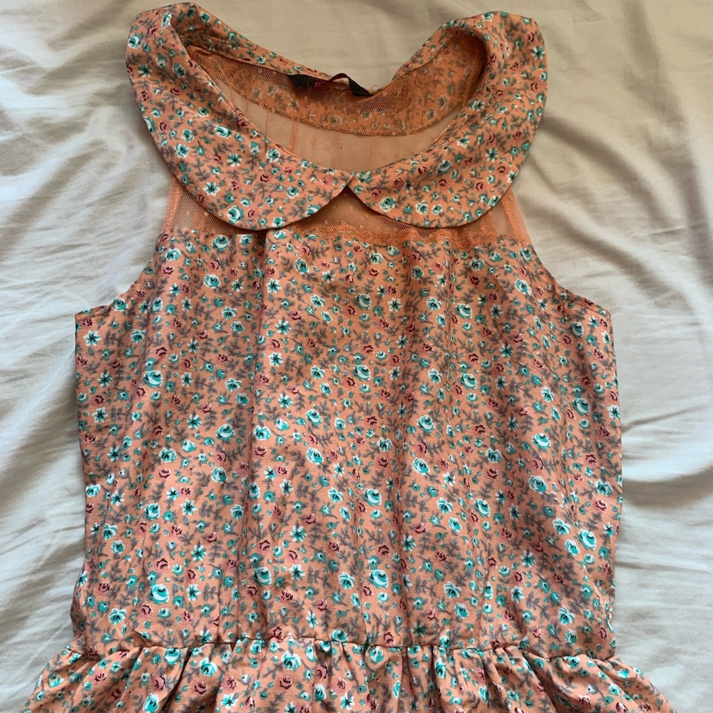 Mesh Collared Flowery Summer Dress - Picture 2 of 5
